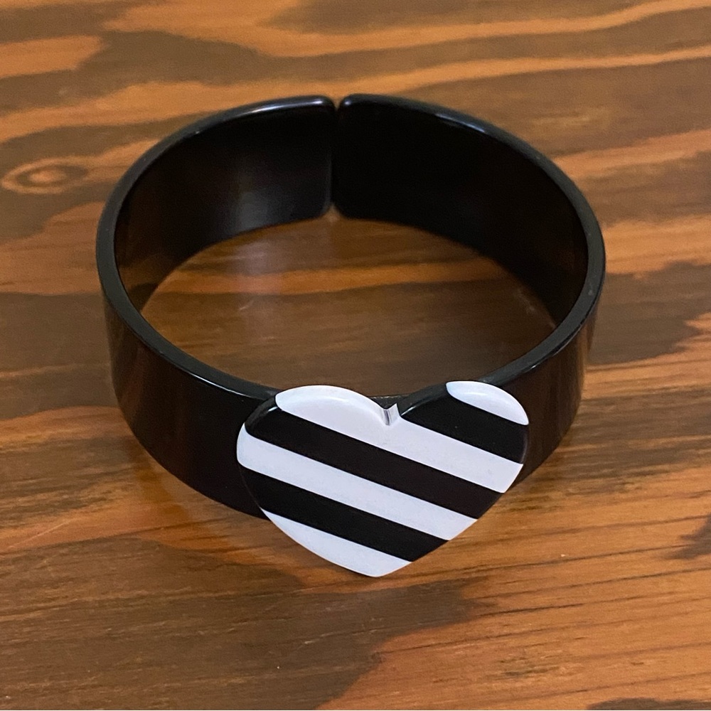 Black white striped bracelet